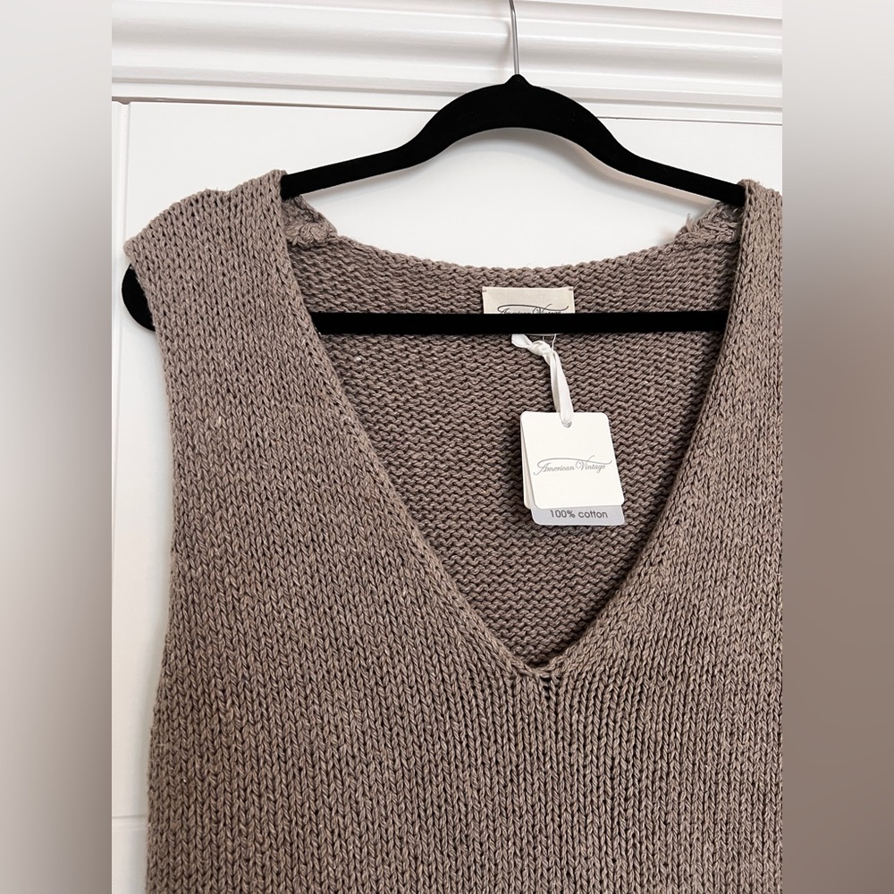American vintage beige v neck knit sleeveless tunic long top size medium BNWT - Picture 2 of 4
